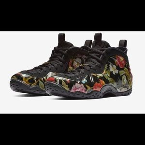 Nike Women’s Air Foamposite One Floral